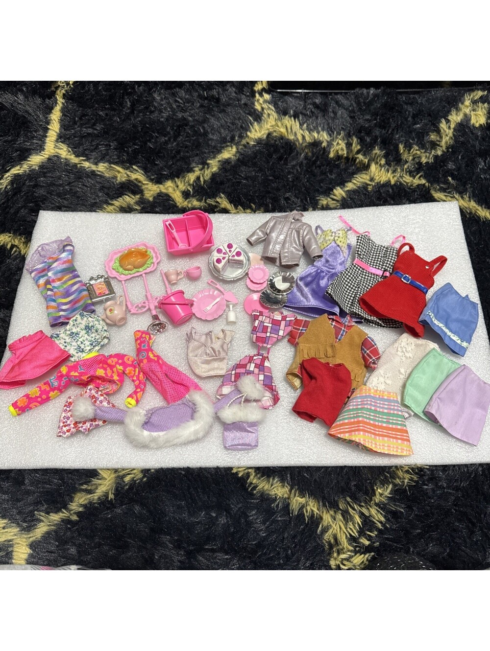 LOT of Barbie Clothes Skipper Clothes Accessories Barbie Accessories Dishes